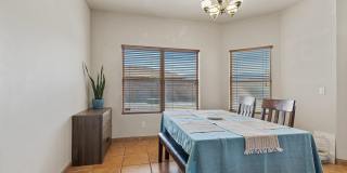 4 Bedroom Home with Solar Panels: MOVE-IN SPECIAL Gallery 8
