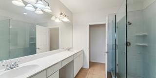 Spacious 3BR Townhome in Fort Myers Gallery 9