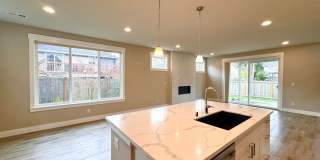 2022 Built SFH for rent in Lynnwood Gallery 7