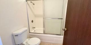 Arden Oaks Gallery 21