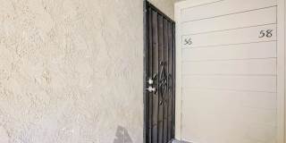 Charming 1-bedroom, 1-bath Condo in Huntington Beach Charming 1-bedroom, 1-bath Condo in Huntington Beach Gallery 1