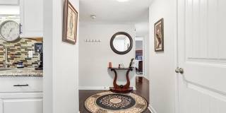 410 W 7th Street unit: 1023 Gallery 4