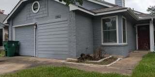 2 Bed 2 Bath with Updated Kitchen Gallery 1