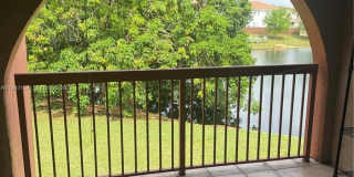 10233 NW 9th St Cir Gallery 1