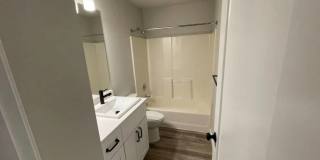 Edgewood North Gallery 20