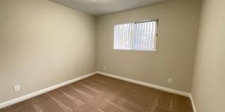 Large: 4 Bedroom 2.5 Bath Home Gallery 19