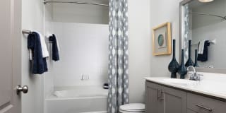 Highlands at Dearborn Apartments Gallery 4