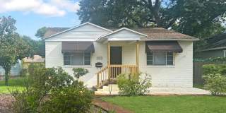 Well-Maintained Charming 2/1 Home with In-Law Studio and Modern Conveniences Gallery 1