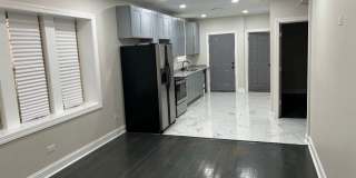 New renovation Spacious  South Shore 3bed room 1 bath units Gallery 50