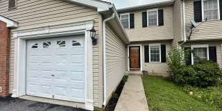 Welcome Home to 206 Lighthouse Drive! Gallery 1