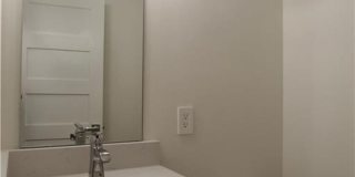 705 Harris Full - Modern Duplex 8 Bed / 7.5 Bath Available August 2027 Gallery 25