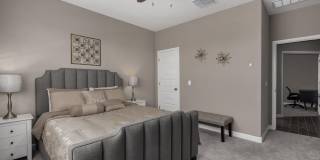 23950 W Hilton Avenue Gallery 19