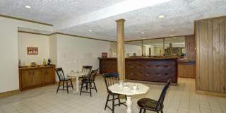 Luxurious living in Potomac! Main House and Guest House included! Gallery 21