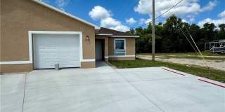 3310 SW 17th Place Gallery 3