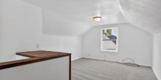 $1250 3 bed Bungalow Gallery 19