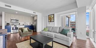 Broadridge Gallery 21