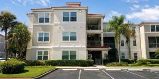 3-bedroom + den, 2-bath condo at The Tides at Pelican Landing Gallery 1