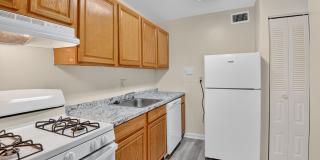 Pinebrook Apartments Gallery 2