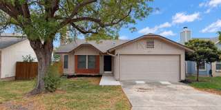 MOVE-IN READY 3-bedroom, 2-bath single-story home in Northeast San Antonio! Gallery 1
