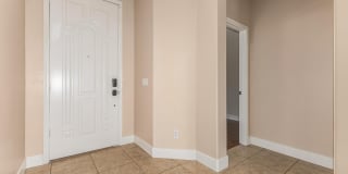 10625 E Knowles Avenue Gallery 2