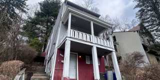 2 Bedroom Home with bonus room ! Gallery 3