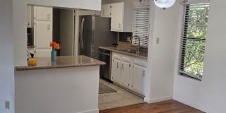 Spacious Downtown Sacramento Condo Gallery 4