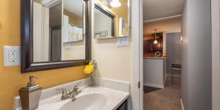 Hanover Crossing Apartments Gallery 28