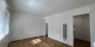 75 Granada Gallery 5