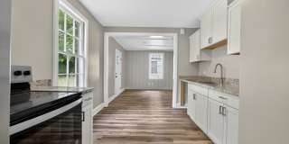 Renovated & Move-In Ready Ranch in Rosewood! Gallery 9