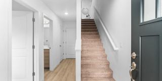 Holmes Lane Gallery 8