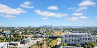 Stunning 3-bedroom, 4-bathroom townhouse! Gallery 37