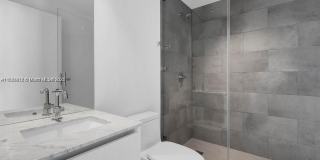 788 NE 23rd St Gallery 17