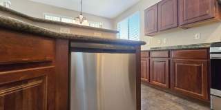 Beautifull & Spacious home with a pool in Rio Paseo Neighborhood of Goodyear! Beautifull & Spacious home with a pool in Rio Paseo Neighborhood of Goodyear! Gallery 11