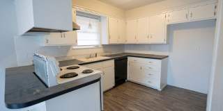 Spacious, Updated & Cute Home Near Lake Hefner in Close Proximity to Shopping & Dining Gallery 12