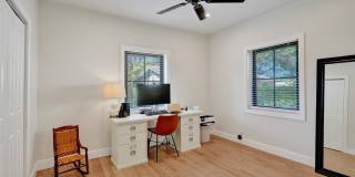 807 SW 18th Street Gallery 40