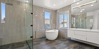 Exclusive 5-Bedroom Estate on the 12th Hole of Arroyo Golf Course in Red Rock Country Club Gallery 19