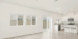 Beautiful 3/2.5 (Solar) Natomas Gem!  Please read entire ad for viewings! Gallery 4