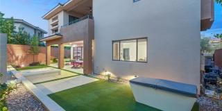 19 GARDEN RAIN Drive Gallery 43