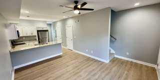1615 Kentucky 1247 - C Gallery 1