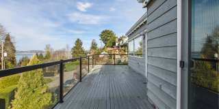 Stunning Sound & Olympic Mountain View Home in North Admiral Gallery 36