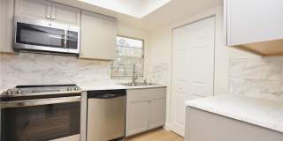 2025 SYLVESTER ROAD Gallery 6