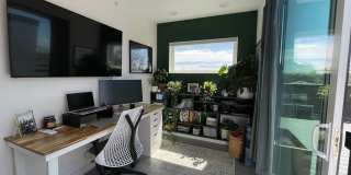Modern 2BR + Office Townhome with Rooftop Deck in Prime Sunnyside/Highlands Location Gallery 5