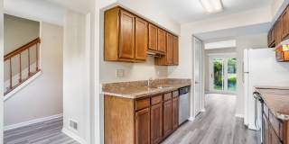 SPACIOUS 3 BEDROOM 2.5 BATHROOM TOWNHOME IS IMMEDIATELY AVAILABLE IN OLNEY Gallery 13