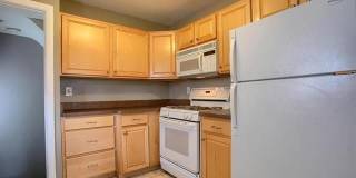 348 E MAPLEHURST Street Gallery 7