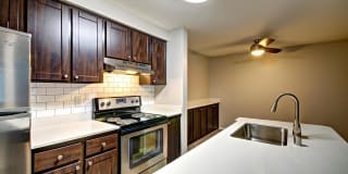 Bay Court at Harbour Pointe Gallery 21