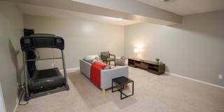 Beautiful Furnished Home on Quiet Cul‑de‑Sac Gallery 14
