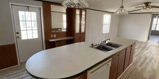 3951 South Mentor Avenue Gallery 3