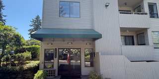 Well Maintained 2BD/2BTH Lynnwood Condo for Lease in Gated Community! Gallery 1