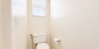 3 Bedroom condo in Lake Elsinore Gallery 17