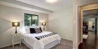 Elegant Fully Renovated 3/3 in Fair Oaks! Gallery 17